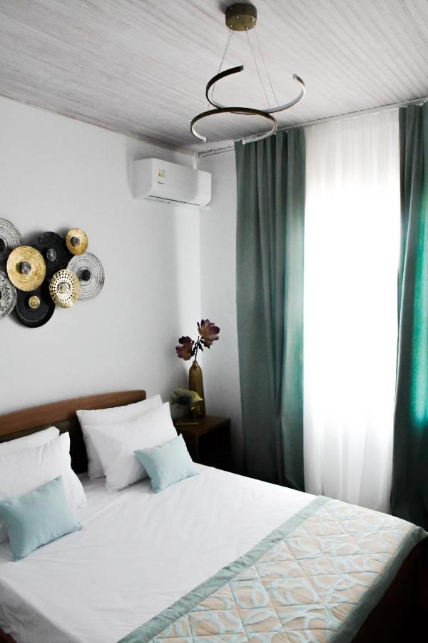 Aqua Mare Luxury Apartments Amfilochía Extérieur photo